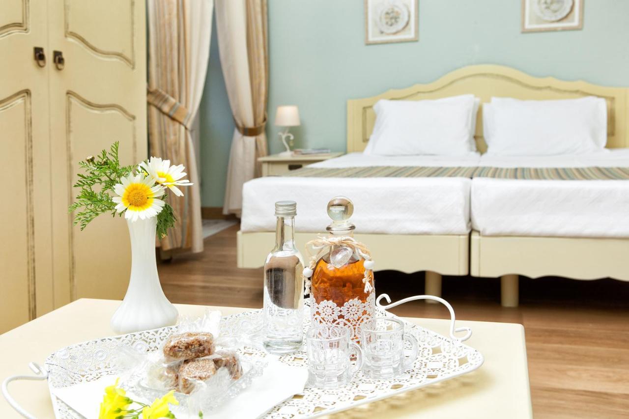 Egli Hotel Ándros Zewnętrze zdjęcie