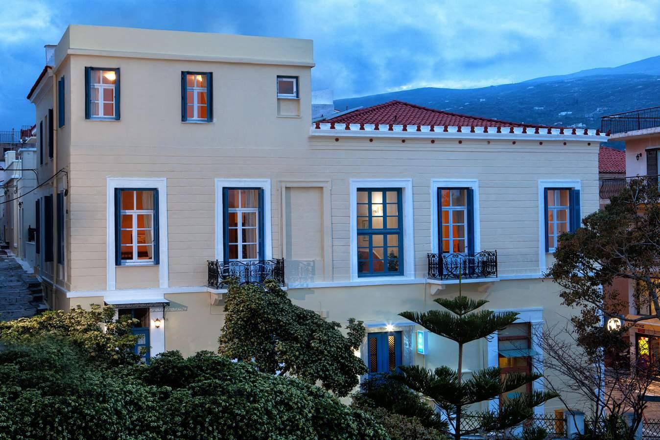 Egli Hotel Ándros Zewnętrze zdjęcie