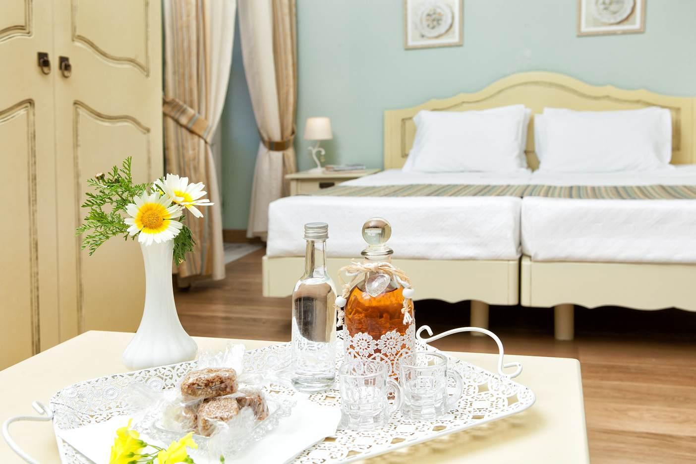 Egli Hotel Ándros Zewnętrze zdjęcie